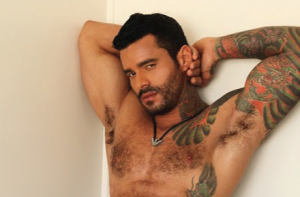 Fluffer: Porn actor Alexsander Freitas