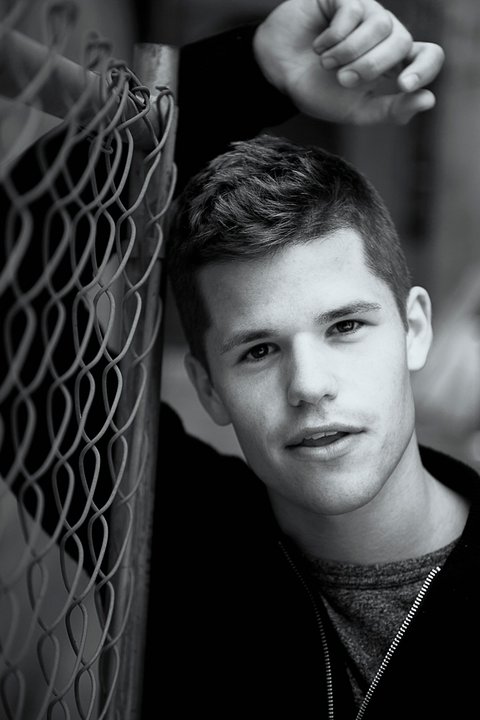 Man Crushes Of The Day Actors Charles And Max Carver THE