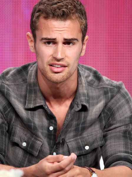 theo+james+17 | THE MAN CRUSH BLOG