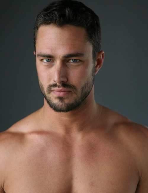 Man Crush Of The Day Actor Taylor Kinney T