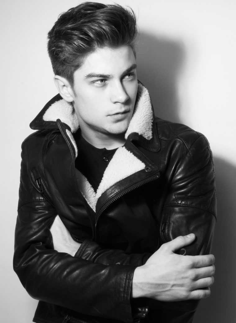 Man Crush of the Day: Model Raphael Sander | THE MAN CRUSH BLOG