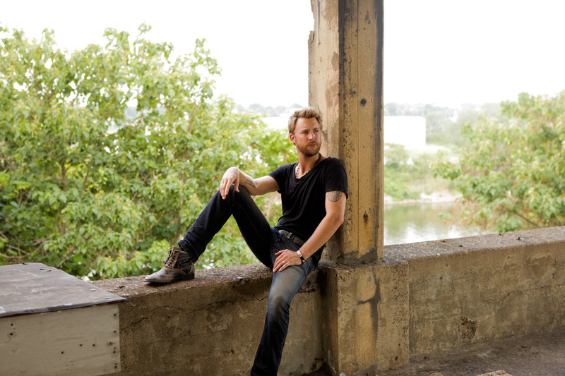 Man Crush Of The Day Singer Charles Kelley THE MAN CRUS