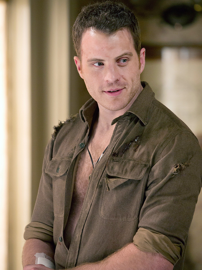 Man Crush Of The Day Actor Robert Kazinsky THE MA