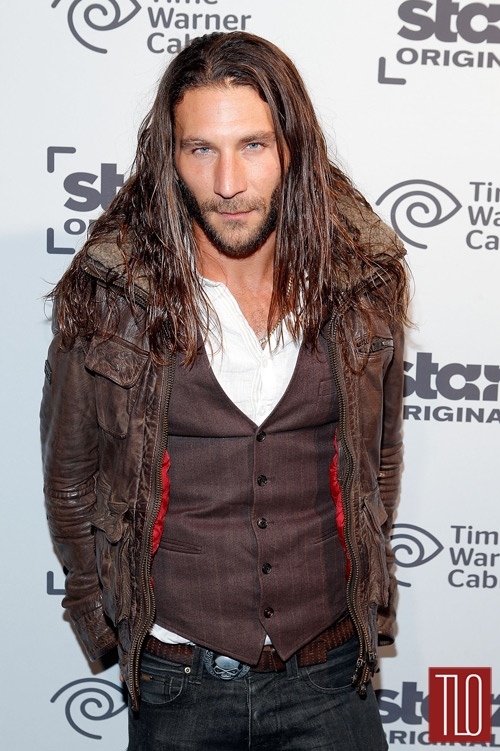 Zach McGowan sails zach